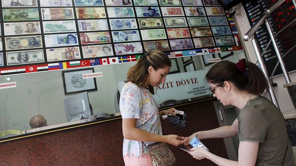 Dolar darbe girişiminden bu yana iki kat yükseldi Dolar darbe girişiminden bu yana iki kat yükseldi
