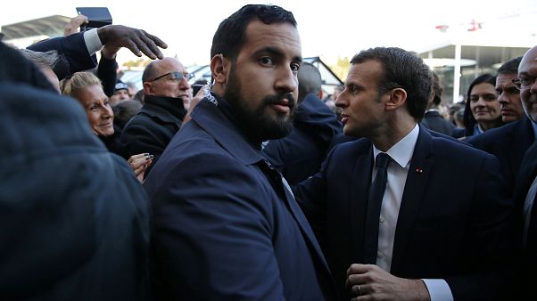 Tweets militants et "russophiles", une étude contestée du cas Benalla Tweets militants et "russophiles", une étude contestée du cas Benalla