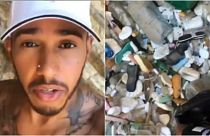 Formula 1 şampiyonu Lewis Hamilton Yunan adasındaki çöpleri topladı