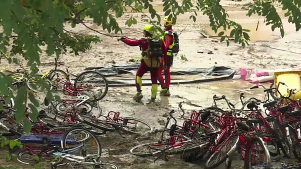 Detidos gestores de campo de férias inundado pelas cheias na Occitânia Detidos gestores de campo de férias inundado pelas cheias na Occitânia
