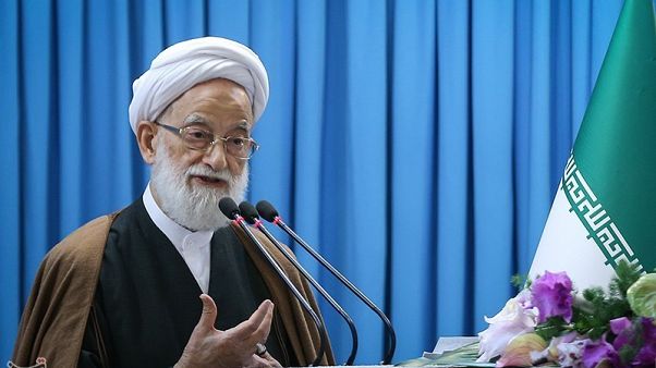 İranlı imam: Döviz stoku yapanlar ülkeye ihanet içinde İranlı imam: Döviz stoku yapanlar ülkeye ihanet içinde