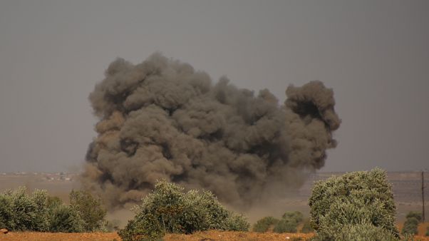 Suriye ordusundan İdlib ve Hama'ya hava saldırısı Suriye ordusundan İdlib ve Hama'ya hava saldırısı