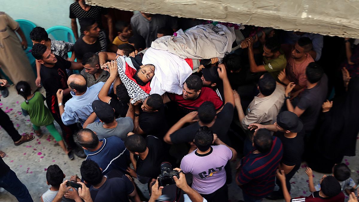 غزة تشيّع قتلاها الذين سقطوا في اشتباكات مع الجيش الإسرائيلي