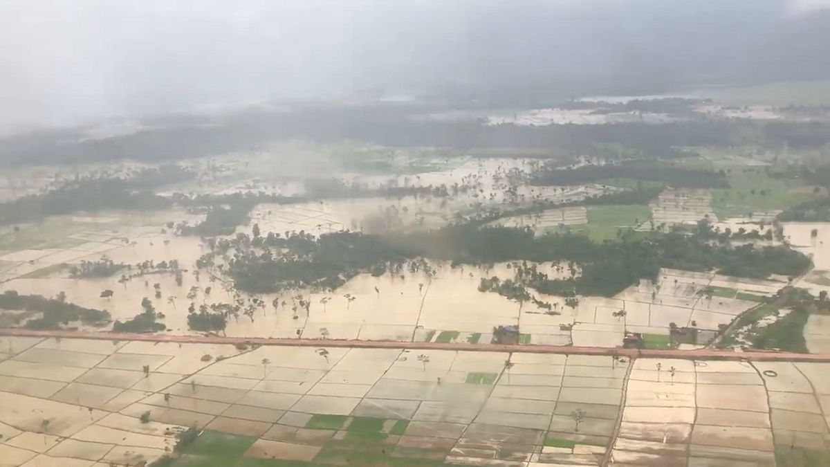 صورة من الأرشيف لفيضانات في لاوس
