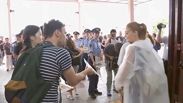 Japan police step up search for missing French woman Japan police step up search for missing French woman