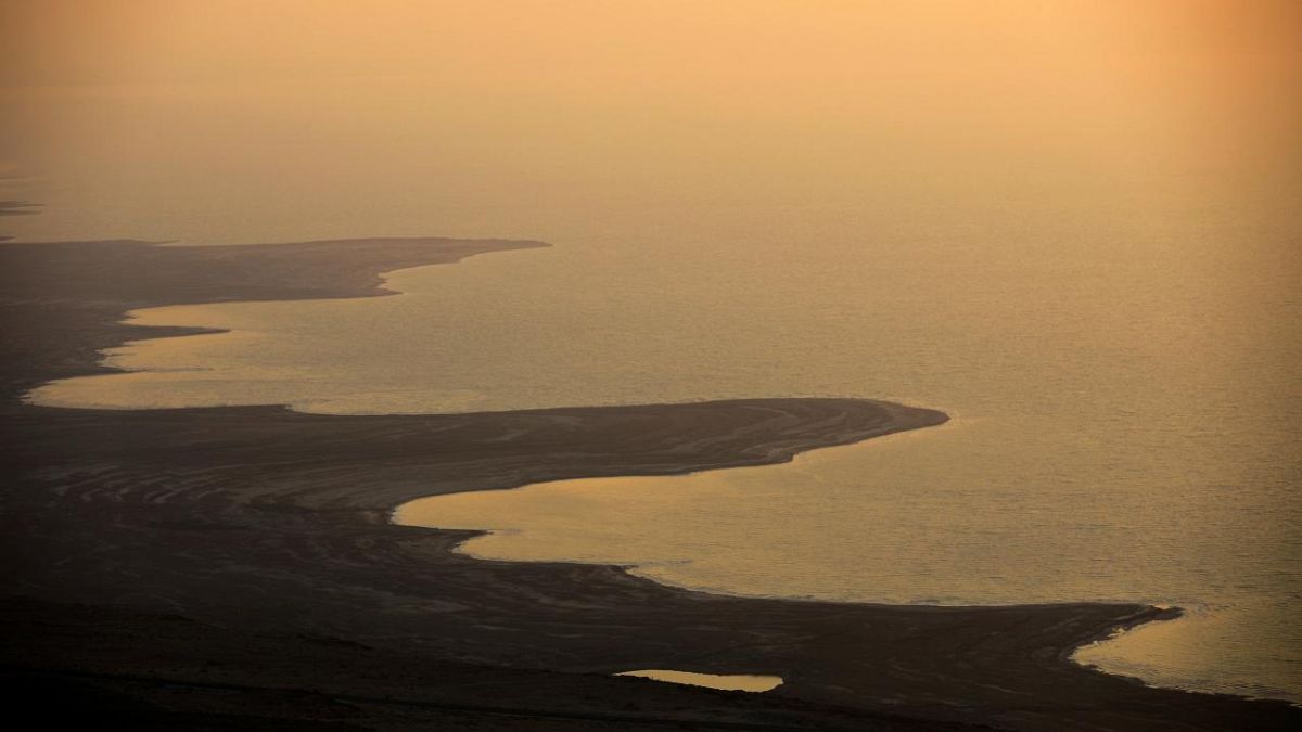 Izrael szabályozná a Holt-Tengerből kiszivattyúzható víz mennyiségét 