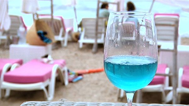 Darf's ein Glas Blauer sein? Darf's ein Glas Blauer sein?