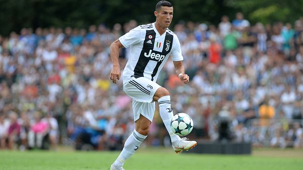 Ronaldo Juventus'taki ilk golünü attı Ronaldo Juventus'taki ilk golünü attı