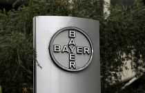 Bayer shares plunge over weedkiller trial