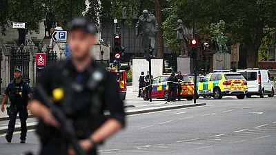 Perímetro de segurança em torno do Parlamento britânico