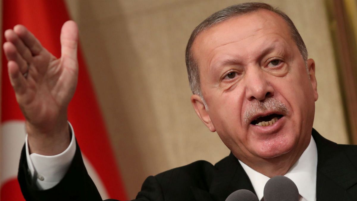 اردوغان اپل را تهدید کرد؛ ترکیه محصولات الکترونیکی آمریکا را تحریم می‌کند