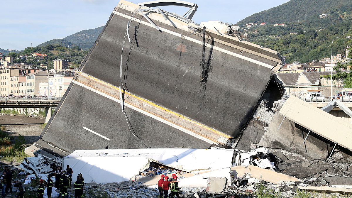 Queda de ponte em Génova provoca quase 40 mortos