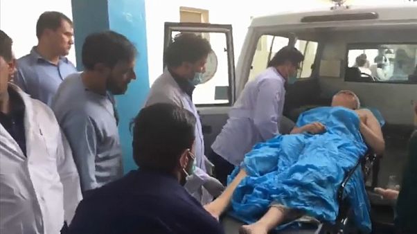 В Кабуле взорвали абитуриентов В Кабуле взорвали абитуриентов