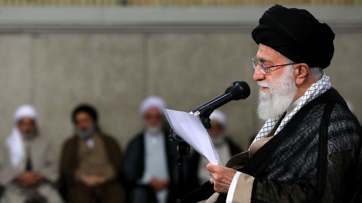دفتر رهبر ایران درباره لفظ «اشتباه» توضیح داد