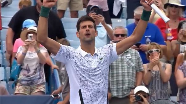 Cincinnati: Djokovic agli ottavi in rimonta Cincinnati: Djokovic agli ottavi in rimonta