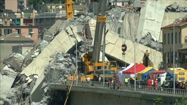 Con il ponte Morandi crolla in Borsa anche il titolo Atlantia Con il ponte Morandi crolla in Borsa anche il titolo Atlantia