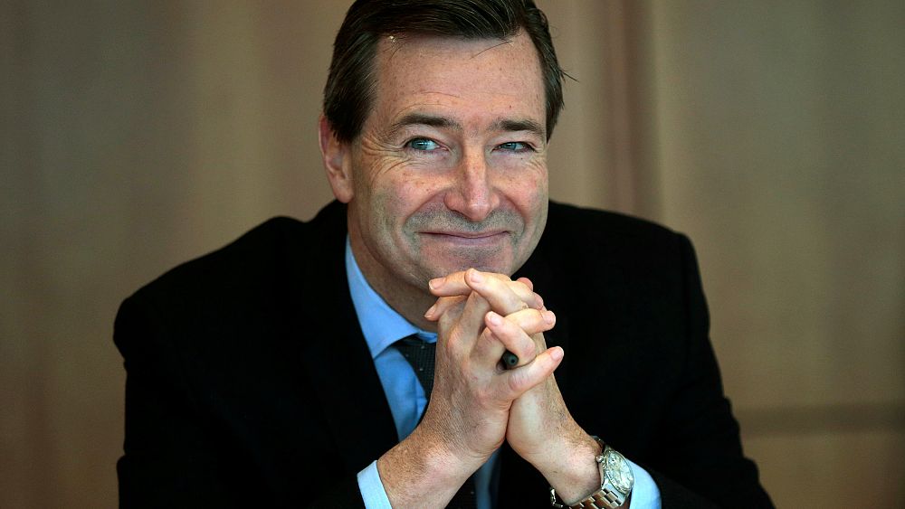 Financial Times boss to hand back pay rise after staff backlash