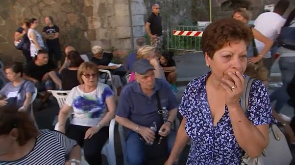 Genua: Hoffen auf ein Wunder Genua: Hoffen auf ein Wunder