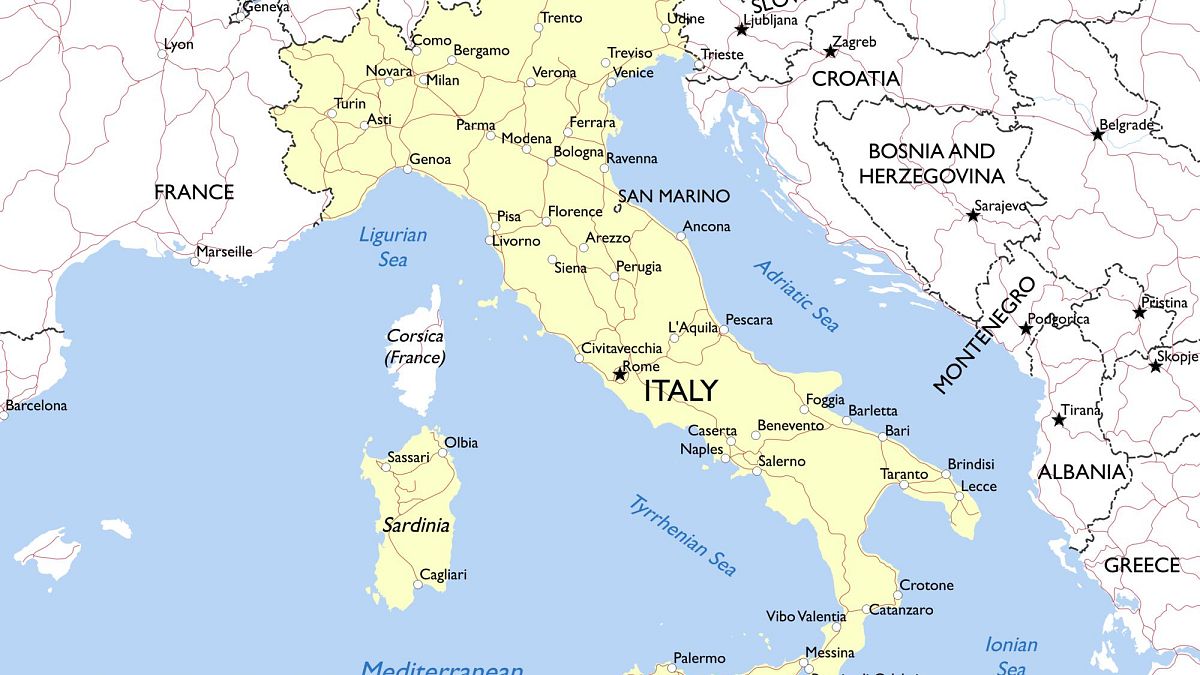 زلزال بقوة 5.2 درجة يضرب جنوب إيطاليا 