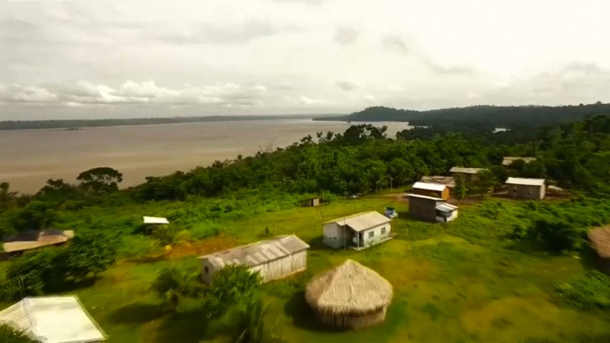 Összefogtak az őslakosok, hogy megmentsék az Amazonas-medencét