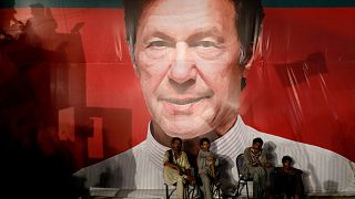 انتخاب عمران خان رئيسا للوزراء في باكستان