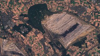 Vídeo: el imparable avance de la mina de Hambach en Alemania