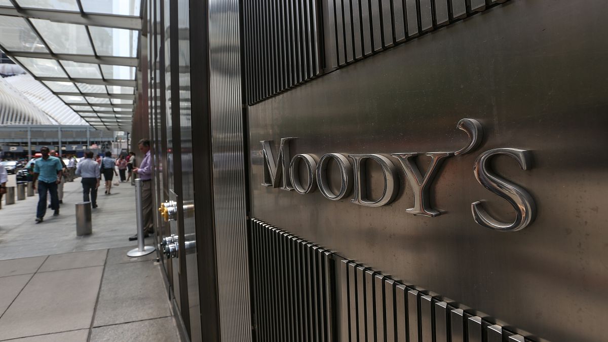 S&P'den sonra Moody's de Türkiye'nin notunu düşürdü