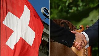 İsviçre el sıkışmayı reddeden Müslüman çiftin vatandaşlık başvurusunu askıya aldı