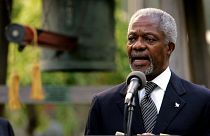 World pays tribute to former UN chief Kofi Annan who has died at the age of 80