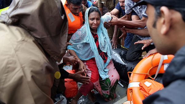 Eine Frau aus Kerala wird gerettet Eine Frau aus Kerala wird gerettet