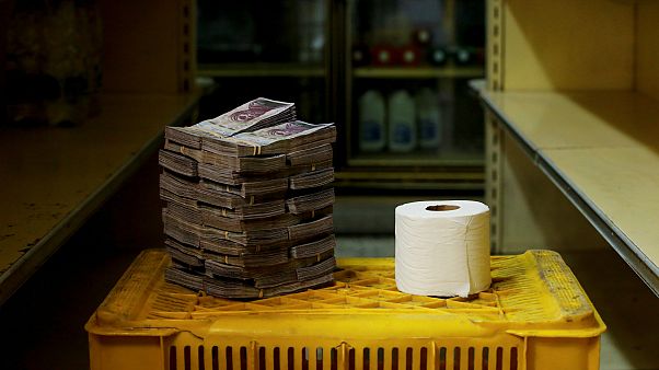Venezuela'da ekonomik kriz derinleşiyor Venezuela'da ekonomik kriz derinleşiyor