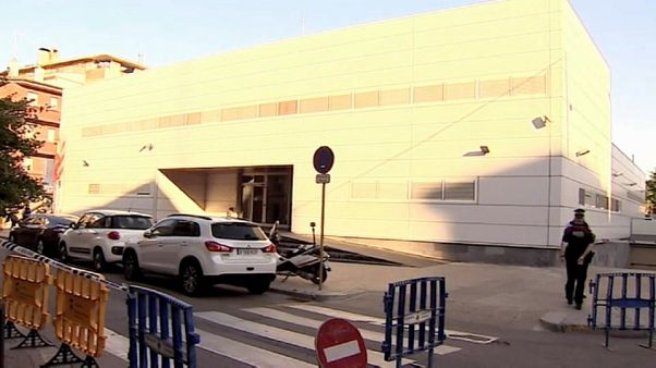 Spagna: l'attacco alla stazione di polizia è "un atto di terrorismo" Spagna: l'attacco alla stazione di polizia è "un atto di terrorismo"