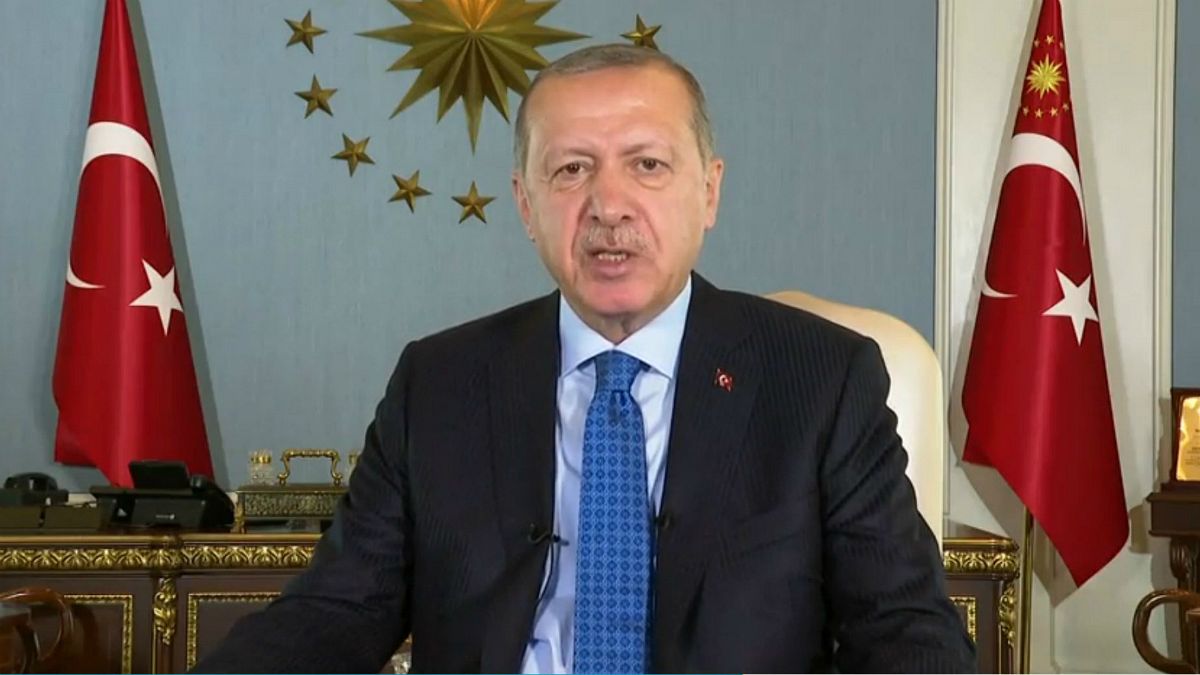 اردوغان: حمله به اقتصاد ترکیه همانند حمله به پرچم ماست