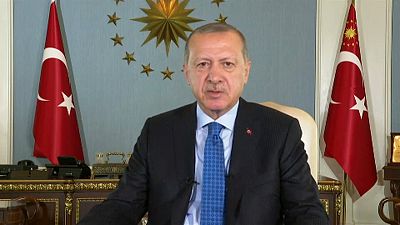 Mensaje de Erdogan contra el desplome de la lira turca