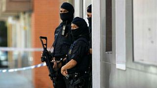 پلیس اسپانیا: حمله با چاقو در نزدیکی بارسلون اقدامی تروریستی است
