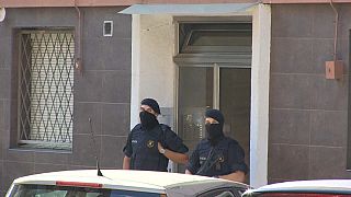 Becsöngetett a támadó Barcelona egyik rendőrőrsére