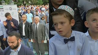 شاهد: مسلمو كوسوفو يؤدون صلاة عيد الأضحى 