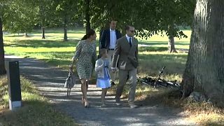 بعمر 6 أعوام: أميرة السويد تحضر أول يوم لها بالمدرسة