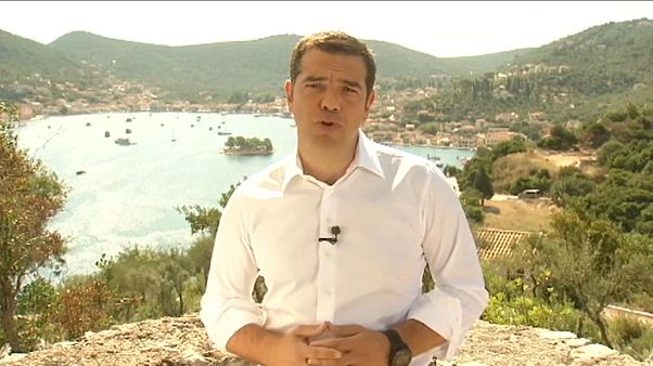 Grecia, Tsipras: "Anni di odissea, ora inizia una nuova era" Grecia, Tsipras: "Anni di odissea, ora inizia una nuova era"