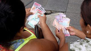 Confusión entre los venezolanos por la nueva moneda