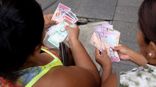 Confusión entre los venezolanos por la nueva moneda Confusión entre los venezolanos por la nueva moneda