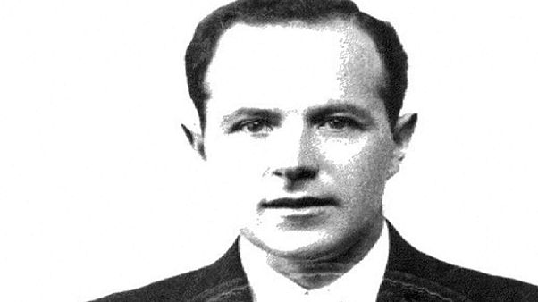 Deportado para a Alemanha refugiado nazi nos EUA Deportado para a Alemanha refugiado nazi nos EUA