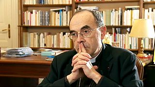 Pédophilie dans l'Eglise : un prêtre réclame la démission du cardinal Barbarin