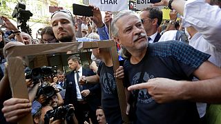 Prágai megemlékezés: kifütyülték a kormányfőt