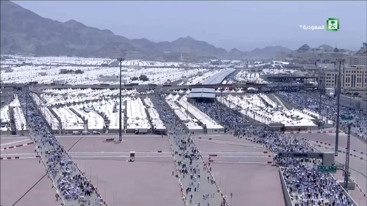 Több mint kétmillió zarándok érkezik idén Mekkába