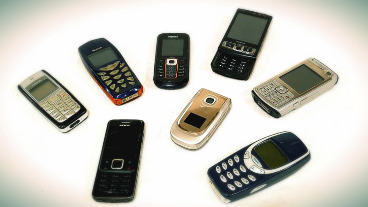 Akıllı telefon bağımlılığına karşı eski model cep telefonlarının satışı artıyor