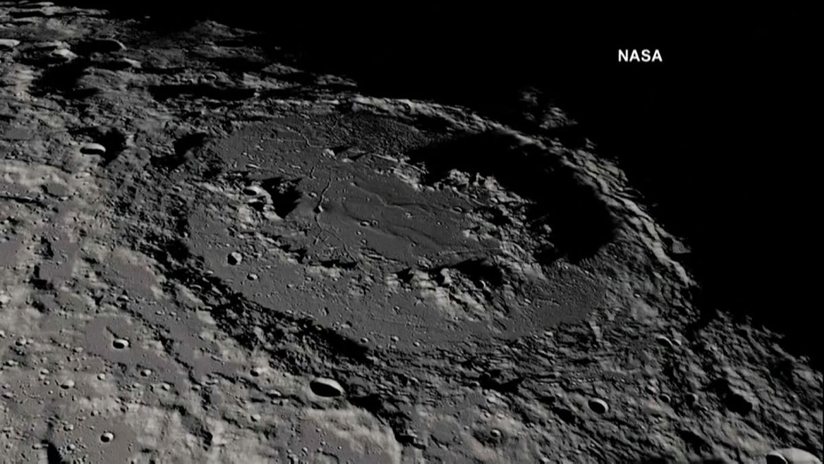 شاهد: ناسا تنشر صوراً مقرّبة ومذهلة لتحرك الضوء على سطح القمر