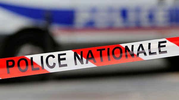 Késelés Párizsban – három halott, egy sebesült Késelés Párizsban – három halott, egy sebesült