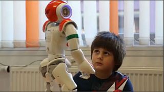 Ρομπότ εκπαιδεύουν παιδιά με αυτισμό