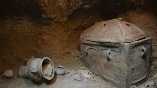 Ασύλητος θαλαμοειδής τάφος βρέθηκε στην Ιεράπετρα Ασύλητος θαλαμοειδής τάφος βρέθηκε στην Ιεράπετρα